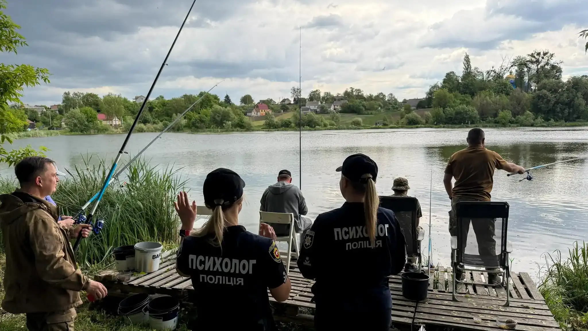 Поранені захисники взяли участь у риболовлі, яка стала частиною психологічної реабілітації.