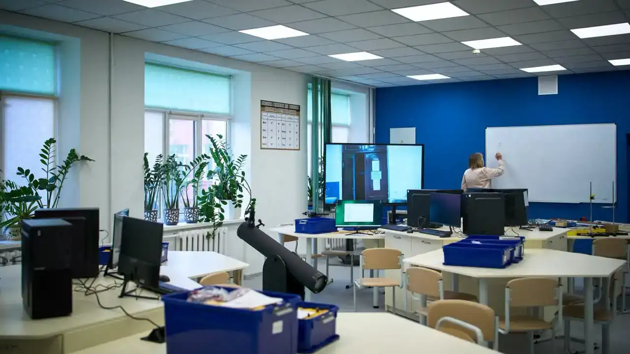 На Рівненщині 17 майбутніх академічних ліцеїв отримають кошти на енергонезалежність