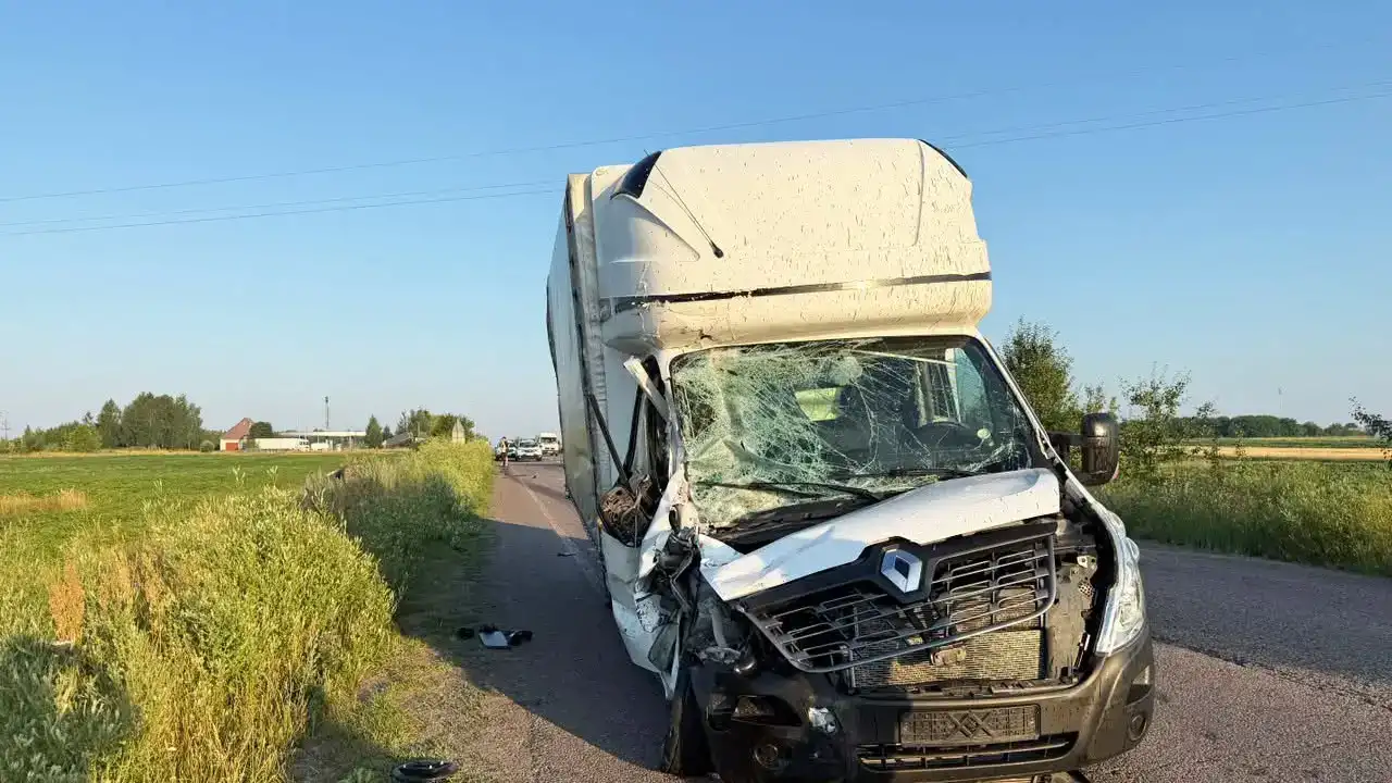 У Вараському районі внаслідок ДТП тяжко травмувався водій трактора