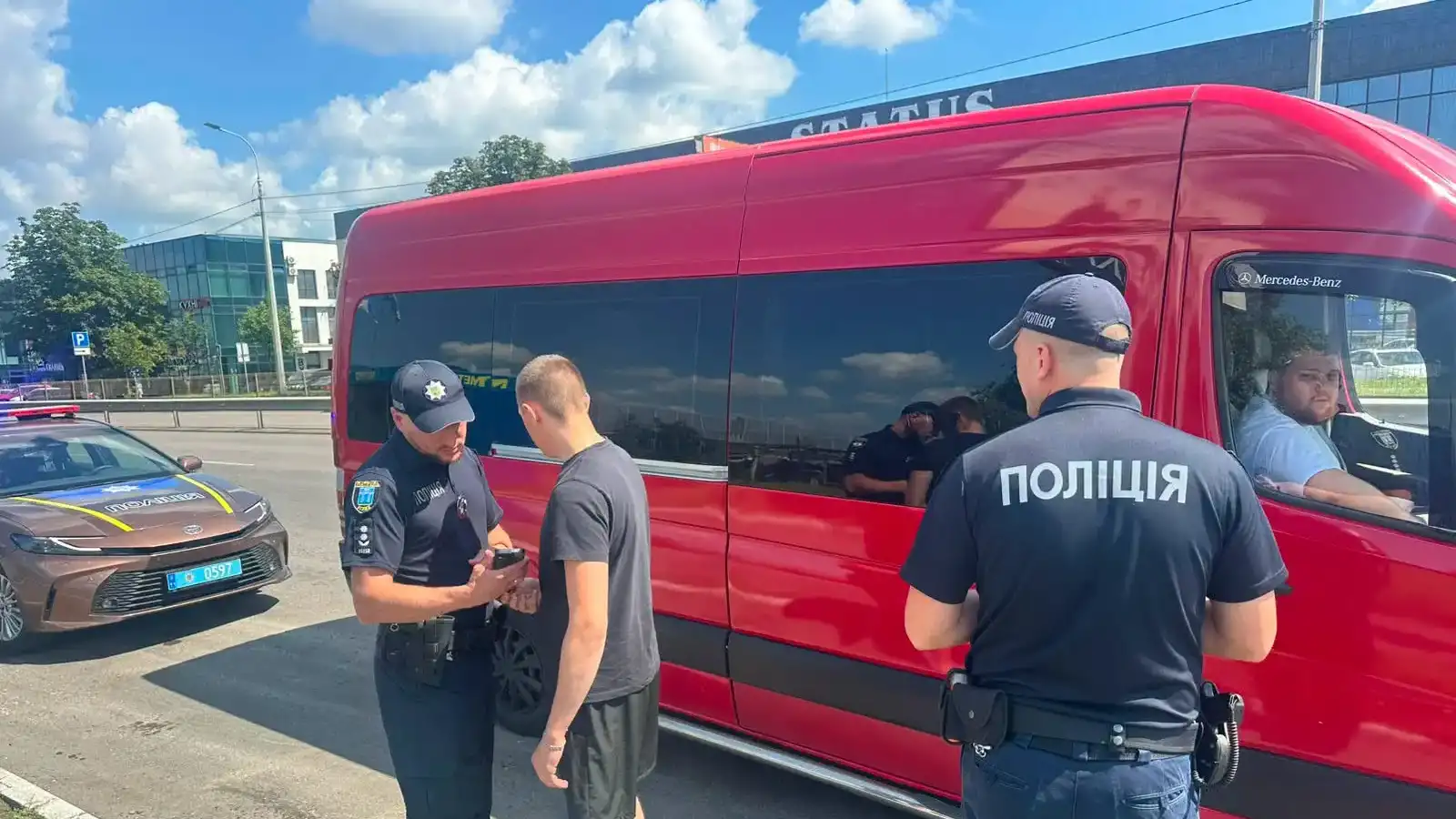 На Рівненщині посилили контроль за пасажирськими перевезеннями через збільшення ДТП