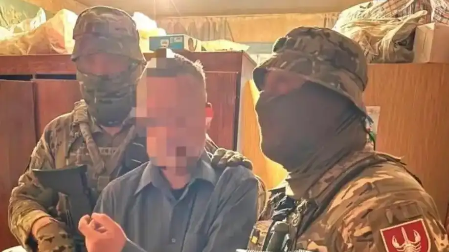 Військовослужбовця, який перебував у розшуку, затримали на Рівненщині